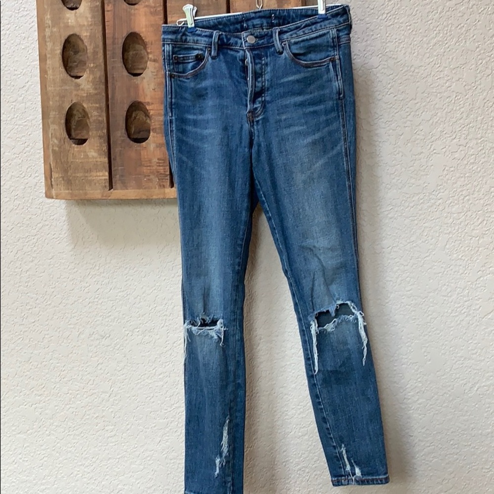 Free People Distressed Jeans